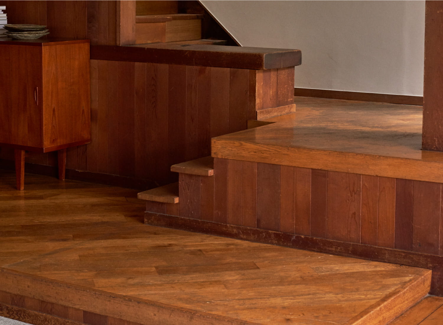stairs brown looks