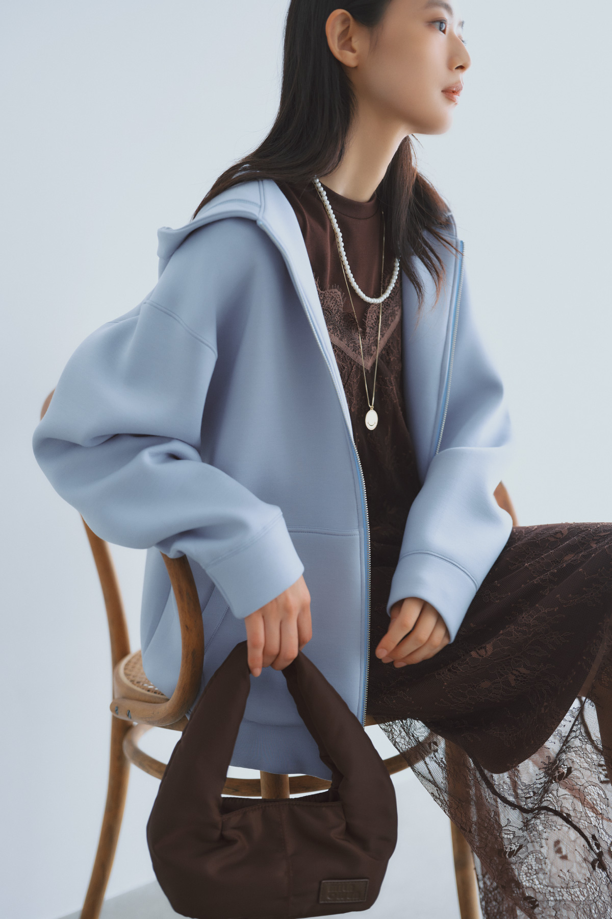 ONLINE LIMITED modern and expressive │ Mila Owen（ミラ オーウェン
