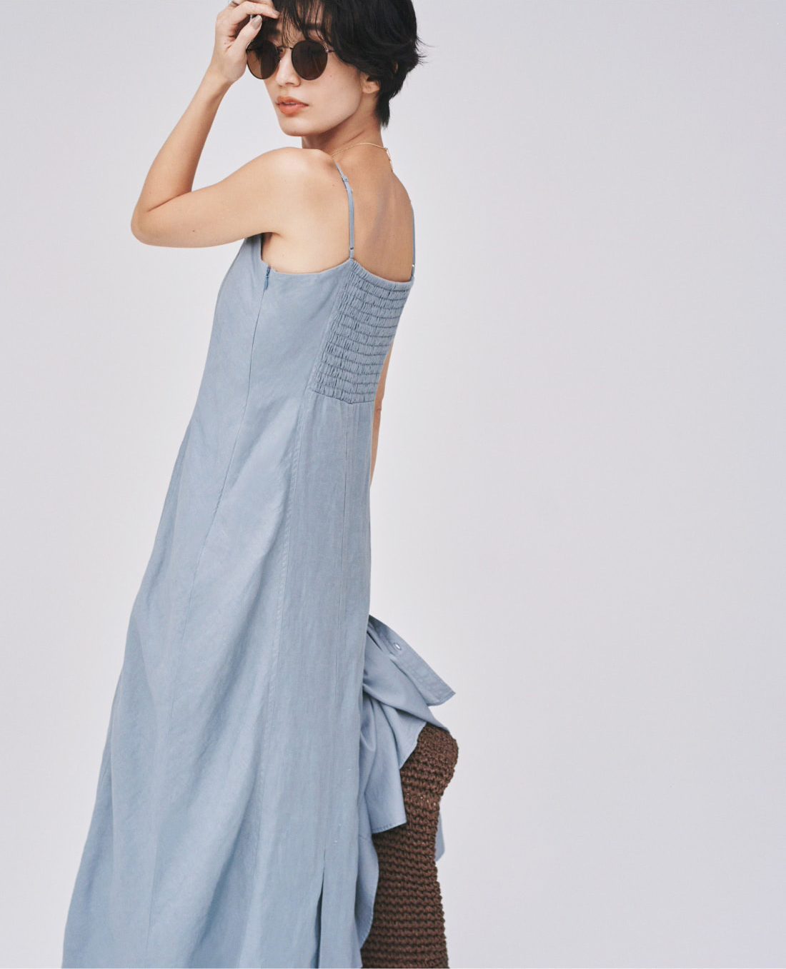 Shirt 7,700yen+tax, Dress 8,800yen+tax, Sunglasses 4,200yen+tax, Necklace 3,800yen+tax, and Bag 10,400yen+tax