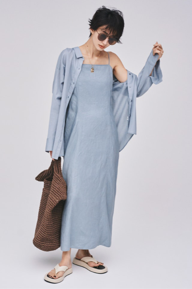 Shirt 7,700yen+tax, Dress 8,800yen+tax, Sunglasses 4,200yen+tax, Necklace 3,800yen+tax, Bag 10,400yen+tax, and Sandals 9,800yen+tax