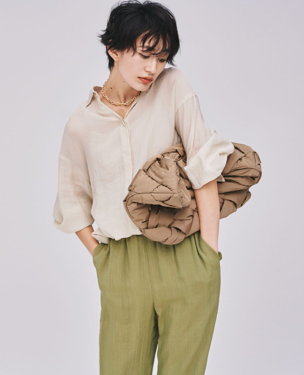 Shirt 8,100yen+tax, Inner 4,200yen+tax, Pants 8,300yen+tax, Necklace 4,400yen+tax, and Bag 9,000yen+tax