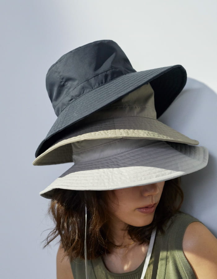 Hat 5,800yen+tax