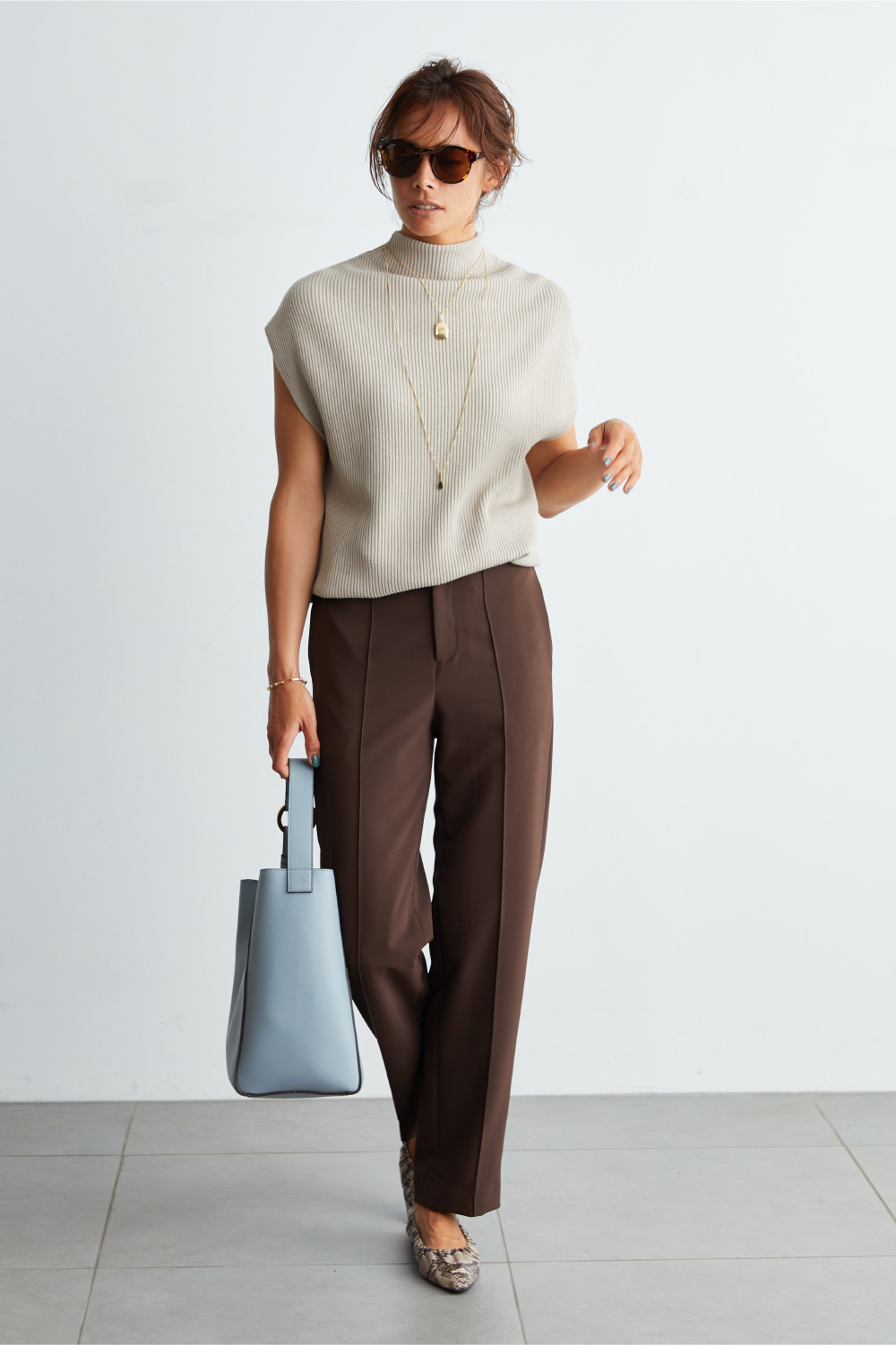 Knit tops, Pants, Sunglasses, Necklace, Necklace, Bracelet, and Bag