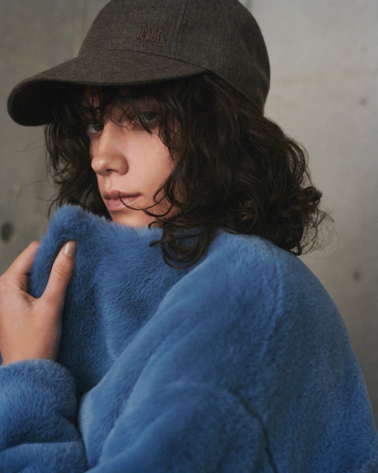 Jacket 20,900yen(tax in), Tops 5,940yen(tax in), Pants 9,680yen(tax in), Cap 5,280yen(tax in), Pierced earrings 4,180yen(tax in), and Boots 13,970yen(tax in)