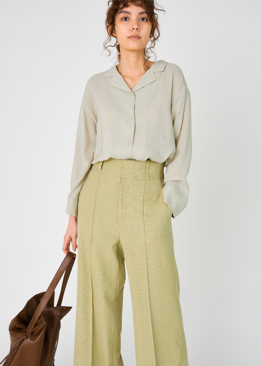 Tops, Pants, Bag, and Shoes